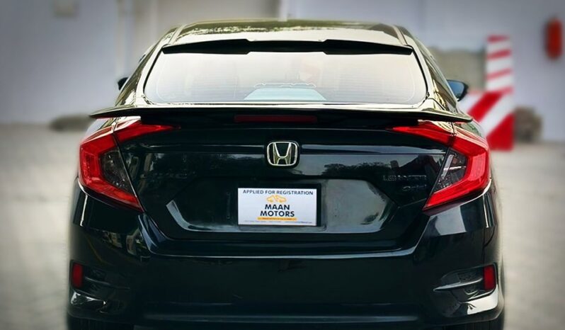 
								Honda Civic Oriel 1.8 VTEC CVT full									